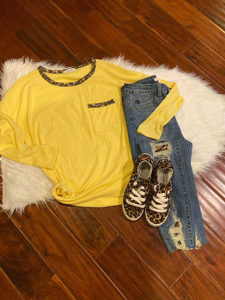 YELLOW LEOPARD ACCENT TOP