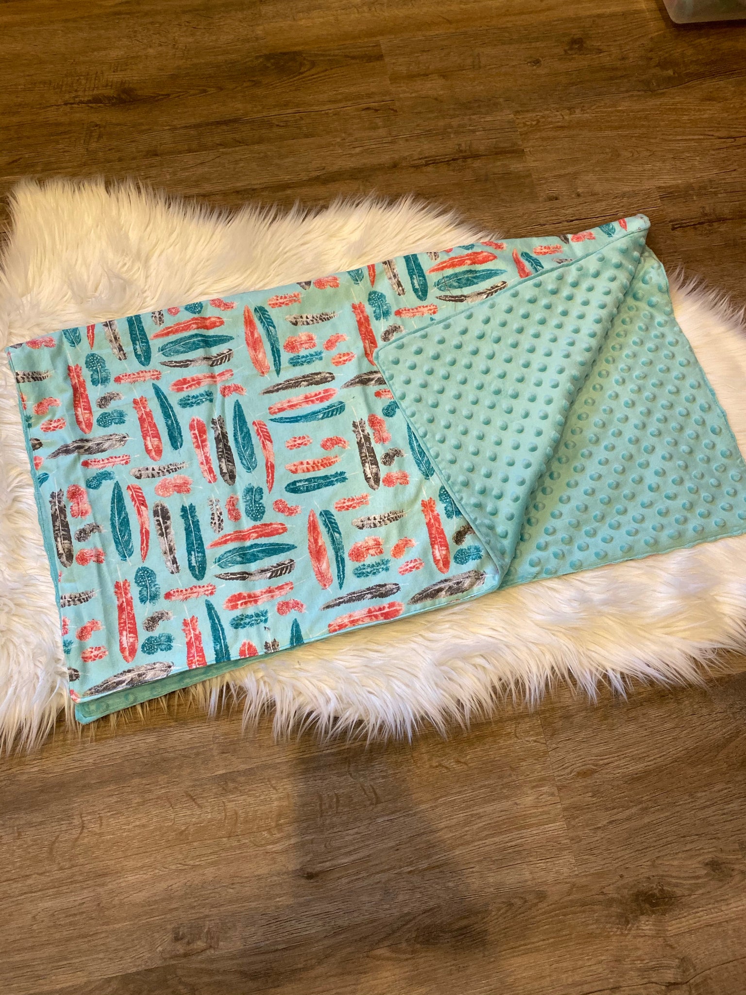 MINT FEATHER BLANKET